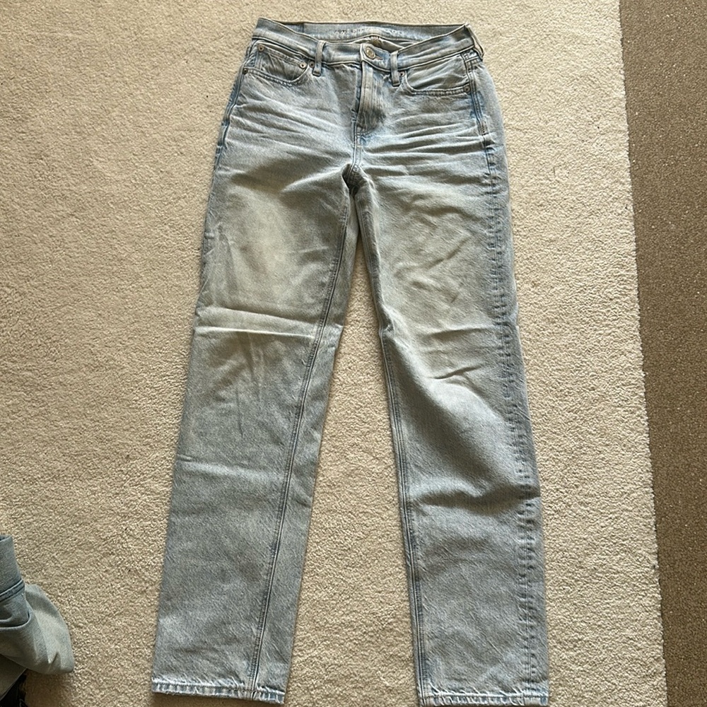 American Eagle 90’s Straight Jean